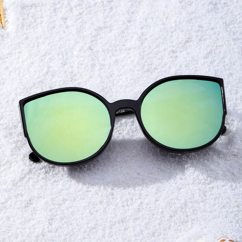 

Cat Eye Sunglasses