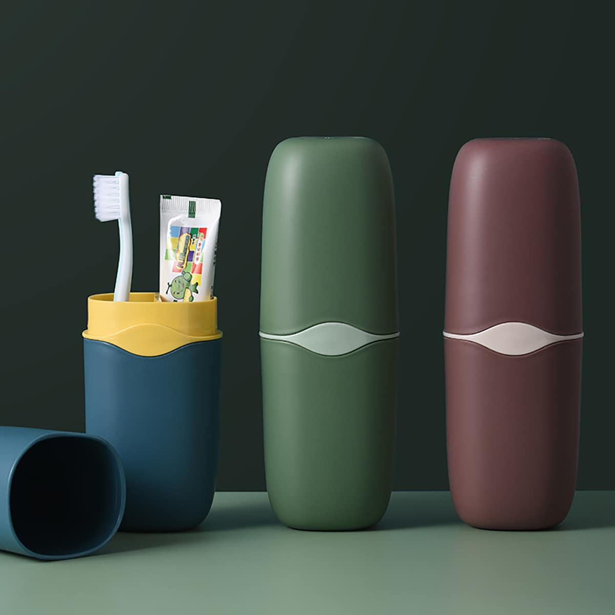 

1pc Random Color Travel Toothbrush Box, Multicolor