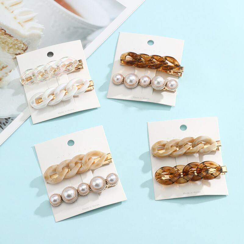 

4pcs Random Faux Pearl Hair Clip, Multicolor