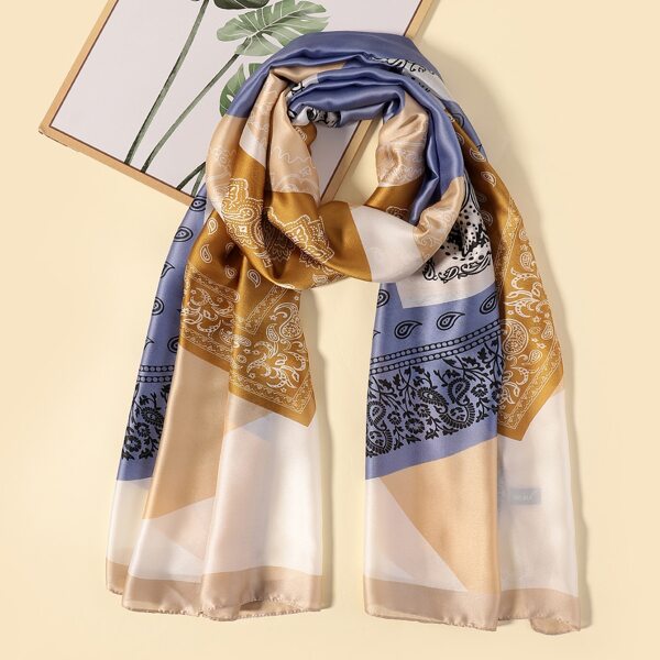 

Paisley Print Scarf, Multicolor