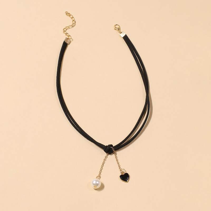 

Heart Faux Pearl Pendant Necklace, Black