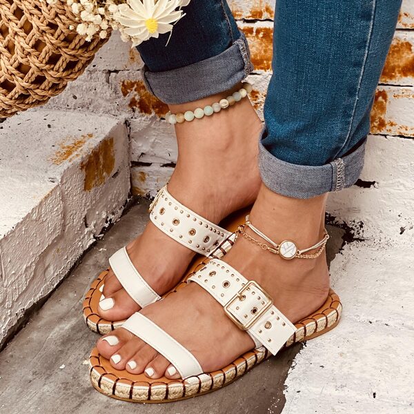 

Eyelet Buckle Decor Slide Sandals, White