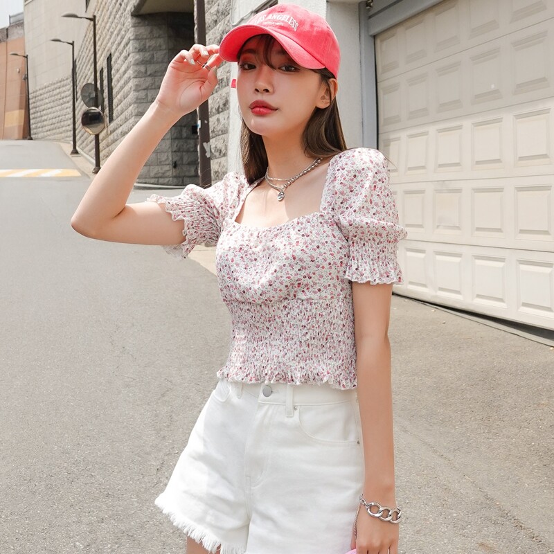 

Ditsy Floral Print Shirred Top, Multicolor