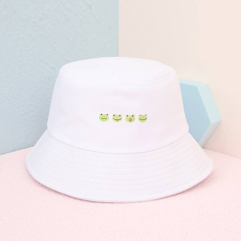 

Frog Print Bucket Hat, White