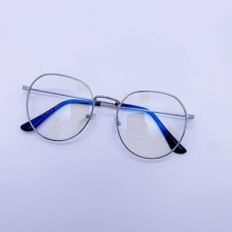 

Metal Frame Eyeglasses