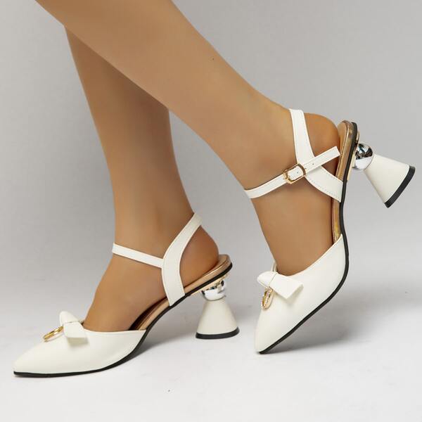 

Knot Decor Point Toe Sculptural Heeled Pumps, White