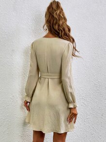 Chiquease 交疊領腰帶燈籠袖洋裝 - 杏色 - 查看 2