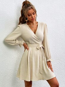 Chiquease 交疊領腰帶燈籠袖洋裝 - 杏色 - 查看 5