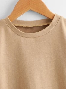 SHEIN 小男童字母貼布T恤帶短褲 - 卡其色 - 查看 4