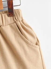 SHEIN 小男童字母貼布T恤帶短褲 - 卡其色 - 查看 6