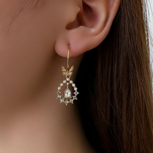 

Faux Pearl & Butterfly Decor Drop Earrings, Gold