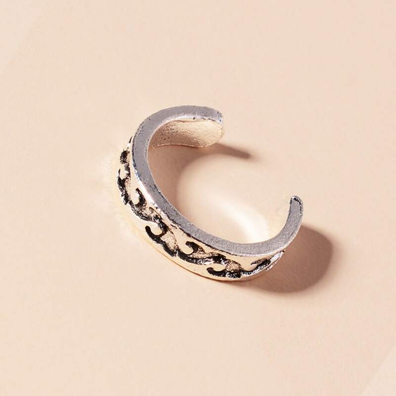 

Graphic Engraved Toe Ring, Antique silver