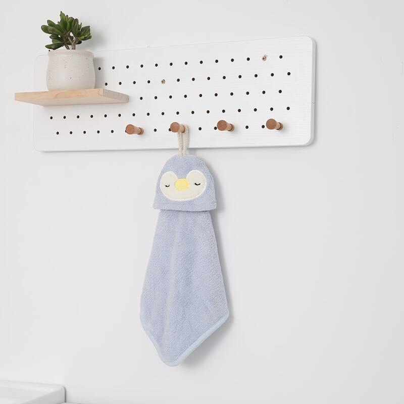 

1pc Cartoon Penguin Hand Towel, Baby blue