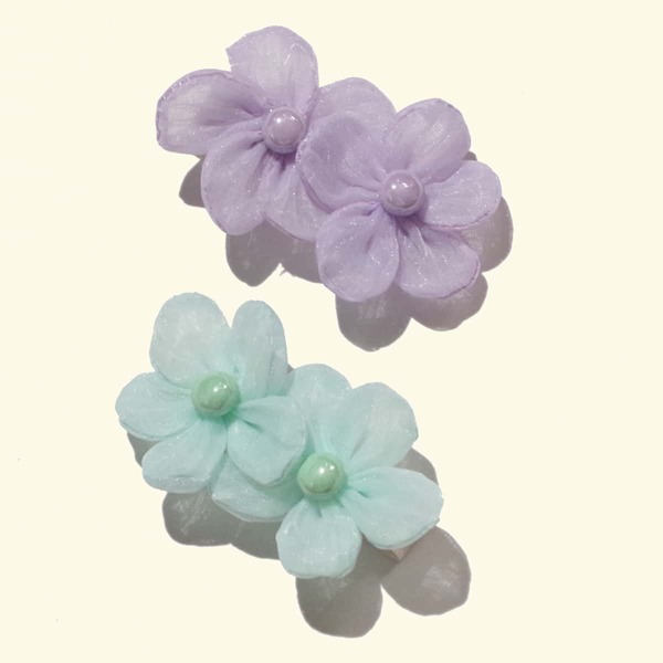 

2pcs Toddler Girls Flower Decor Hair Clip, Multicolor