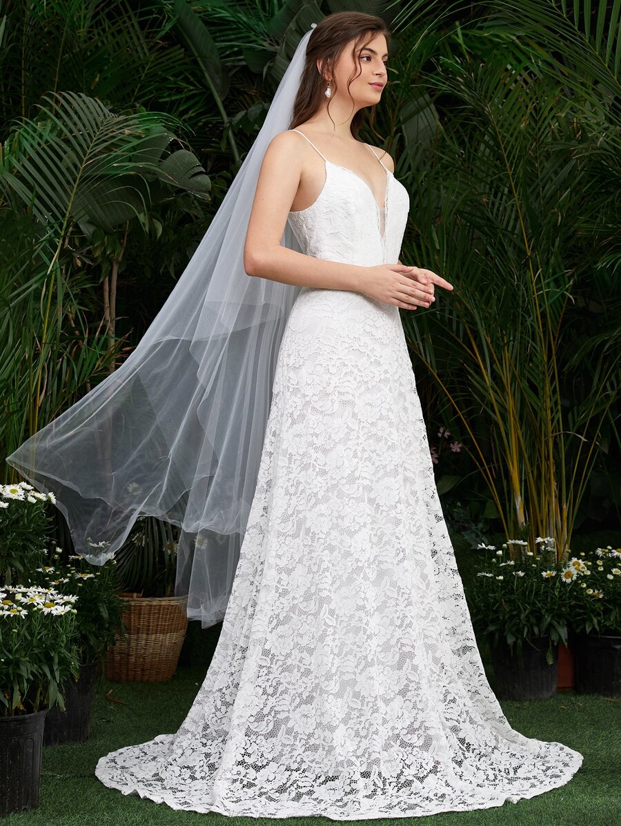 SHEIN Belle 低後蕾絲覆蓋吊帶洋裝帶面紗 - 白色 - 查看 1