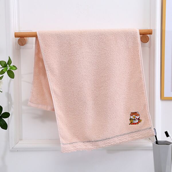 

1pc Embroidery Pattern Face Towel, Pink