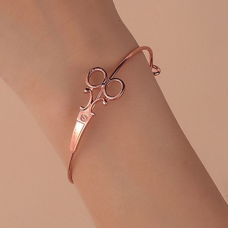 

Scissor Design Bracelet, Gold