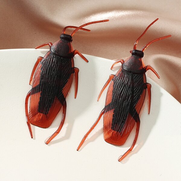 

Cockroach Design Earrings, Burgundy