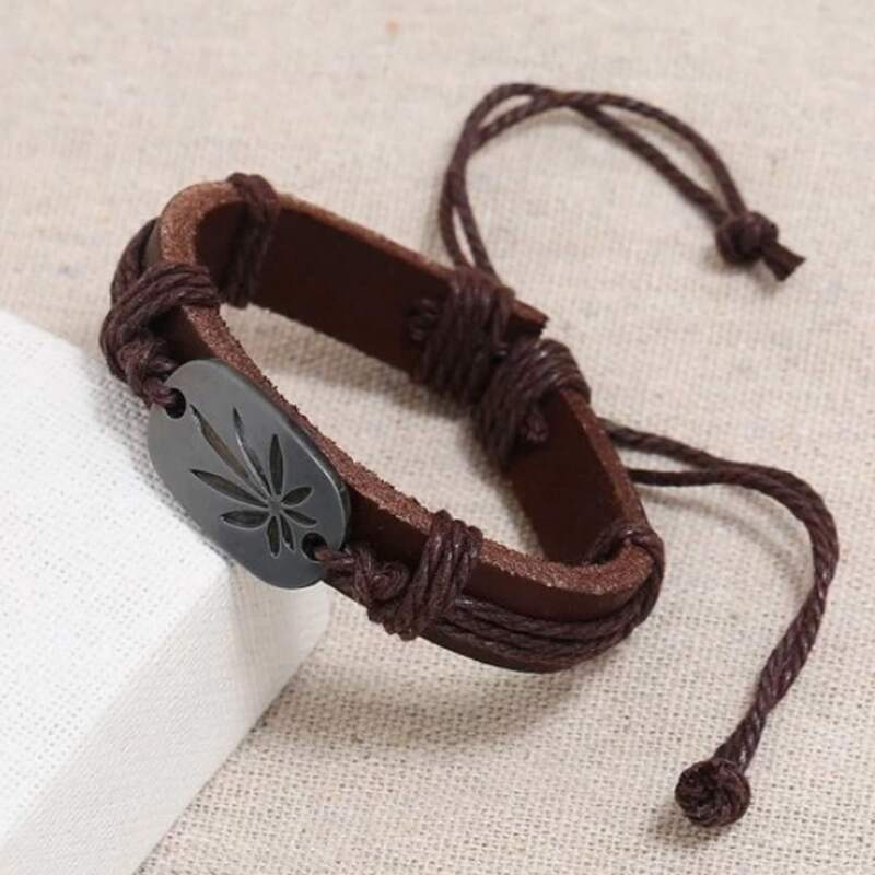 

Maple Leather Bracelet, Brown
