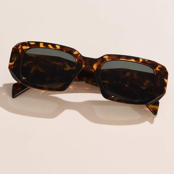 

Tortoiseshell Frame Sunglasses