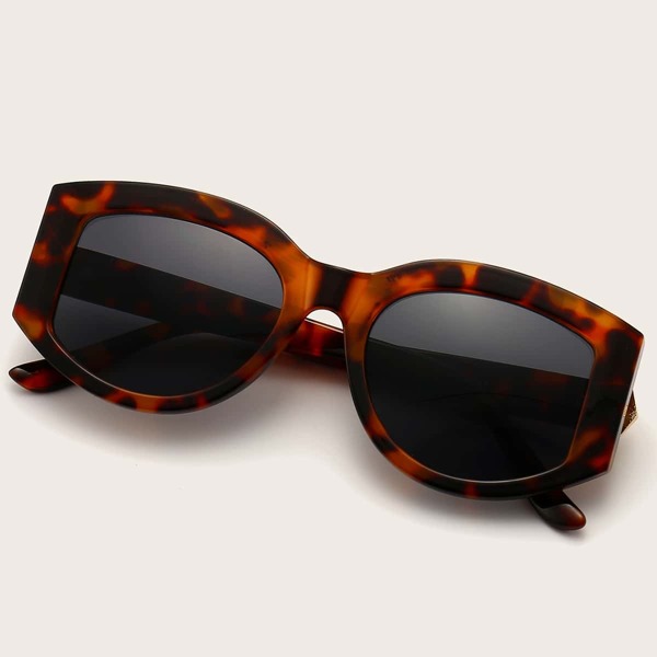 

Tortoiseshell Frame Sunglasses