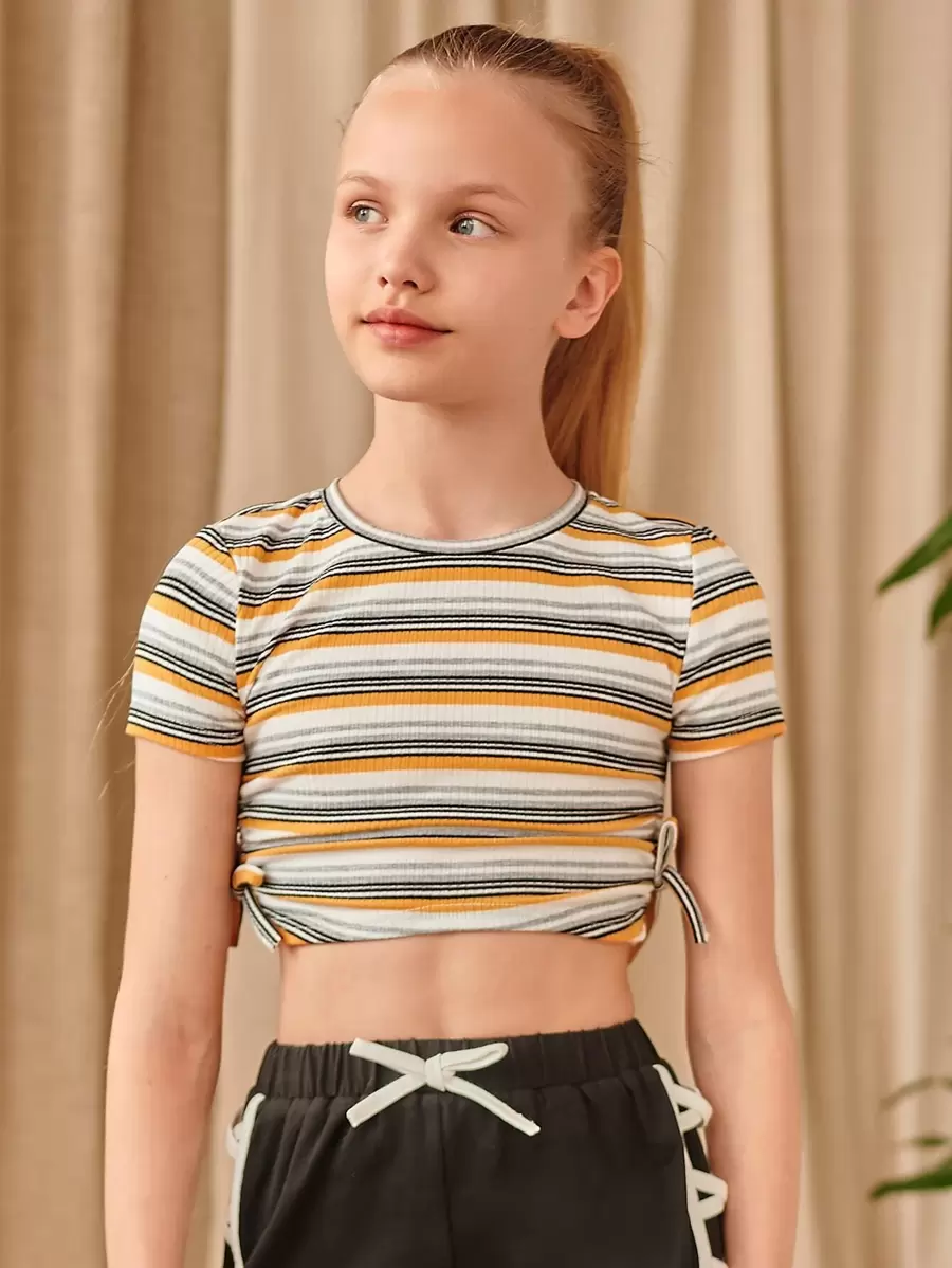 SHEIN Camiseta Para Niñas Con Nudos Recogidos Y Rayas Laterales - Multicolor - Ver 1