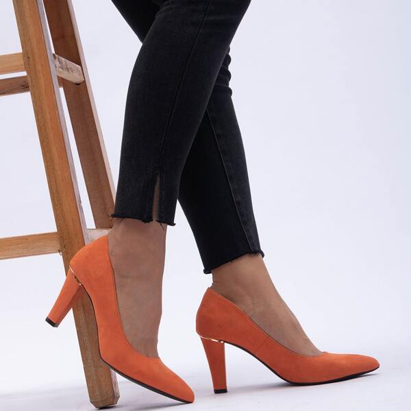 

Minimalist Chunky Court Heels, Orange