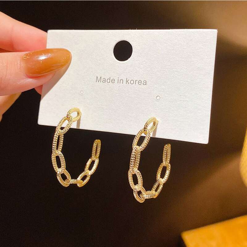 

Chain Design Hoop Earrings, Gold