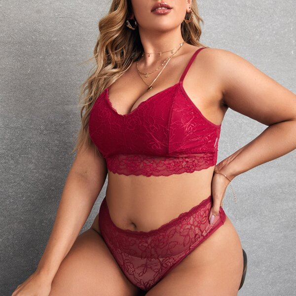 

Plus Floral Lace Lingerie Set, Burgundy