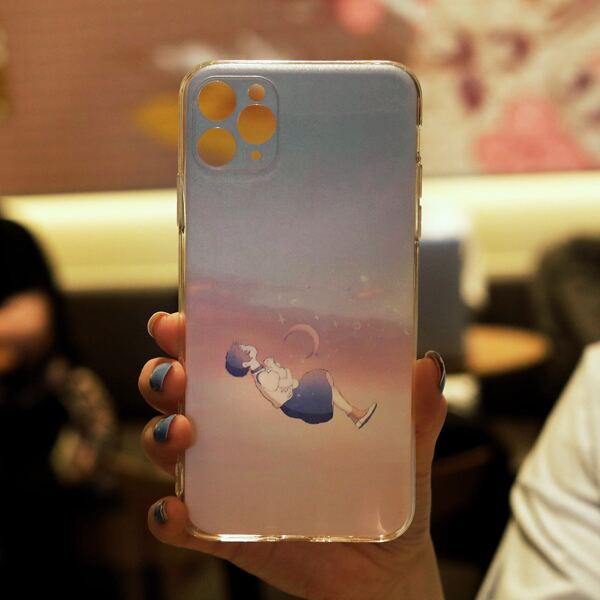 

Cartoon Girl Print Phone Case, Multicolor