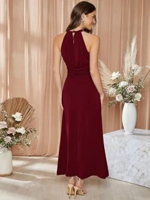 SHEIN Ruched Waistband Halter Dress - لون كستنائي - مشاهدة 2