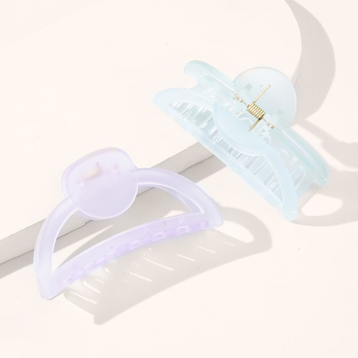 

2pcs Simple Hair Claw, Multicolor