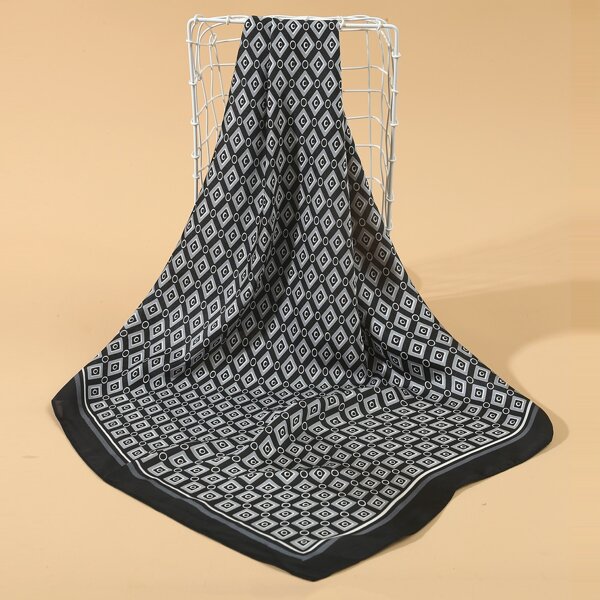 

Geometric Print Bandana, Black and white