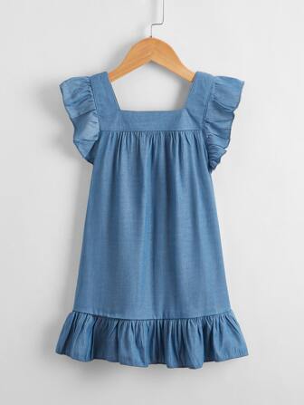 فستان جينز مقلم مكشكش بعنق مربع للبنات الصغار