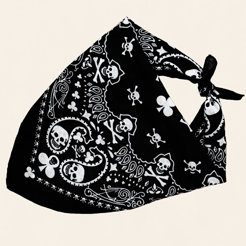 

Skull Print Scarf, Black and white