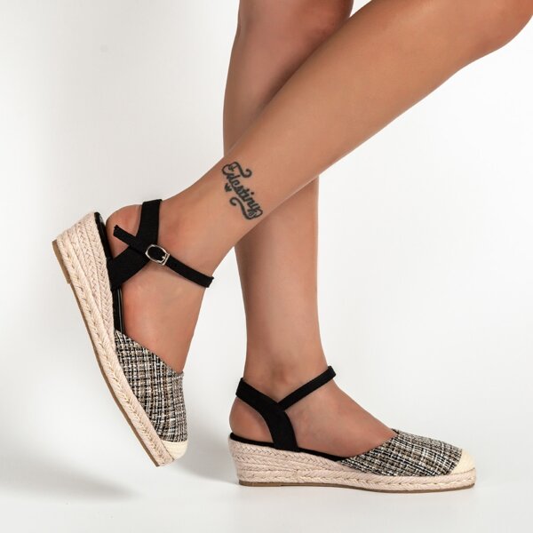 

Plaid Graphic Wedge Shoes, Black