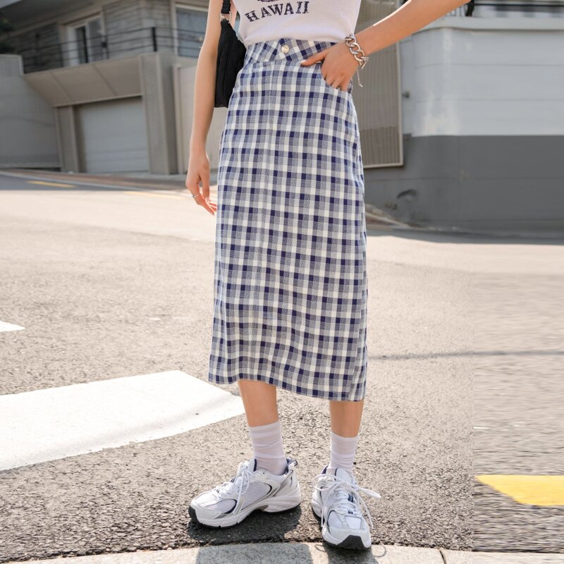 

Plaid Split Back Straight Skirt, Blue and white