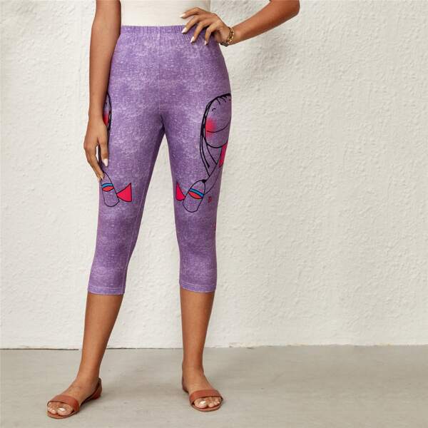 

Cartoon Graphic Capri Leggings, Purple