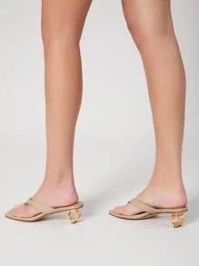 MOTF PREMIUM SCULPTURAL HEELED THONG SANDALS - Apricot - View 5