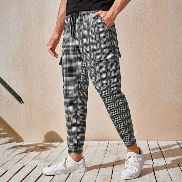 

Men Flap Pocket Plaid Joggers, Blue and white