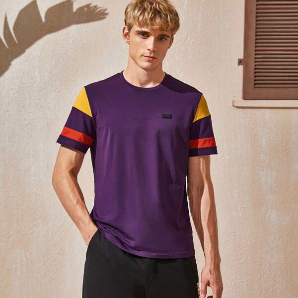 

Men Patched Detail Colorblock Tee, Purple