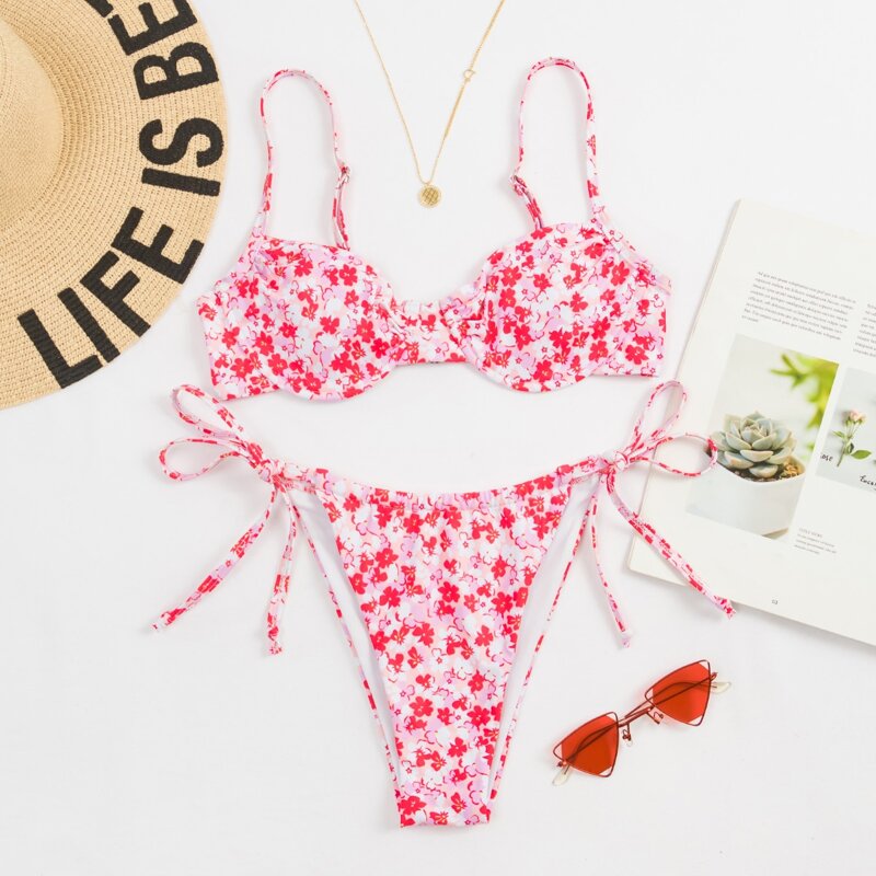 

Ditsy Floral Print Tie Side Bikini Swimsuit, Pink