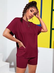 SHEIN EZwear 落肩素色T恤和機車短褲套裝 - 酒紅色 - 查看 4