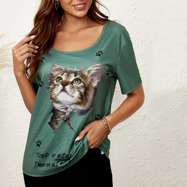 

Cat & Letter Scoop Neck Tee, Green