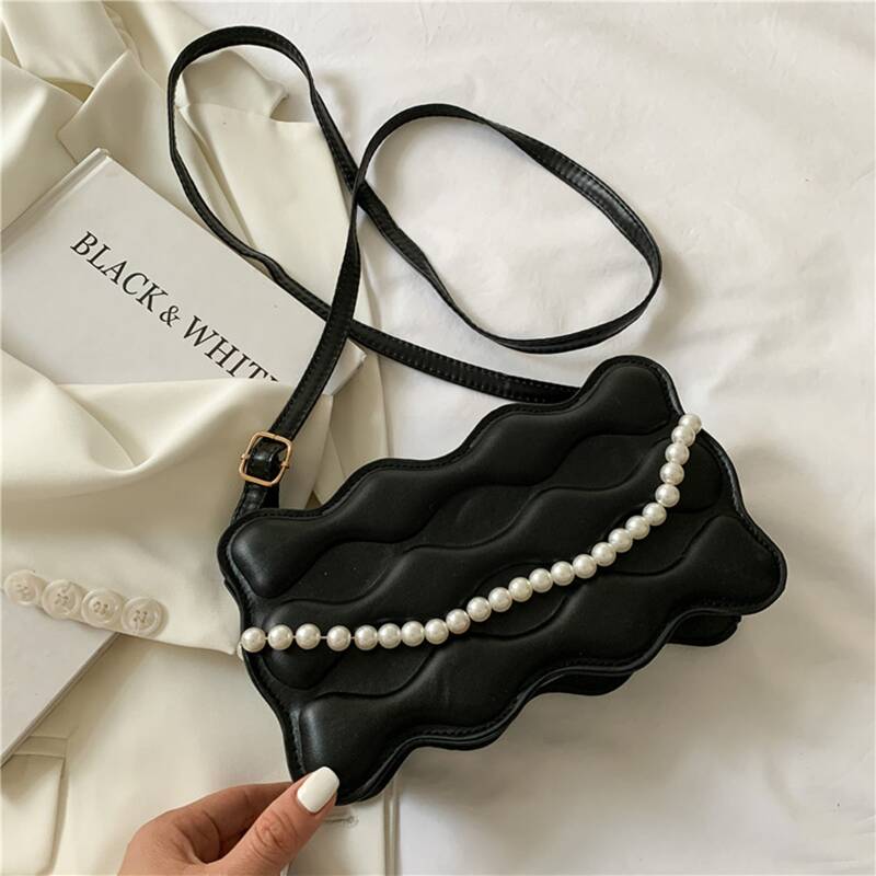 

Solid Scallop Satchel Bag, Black
