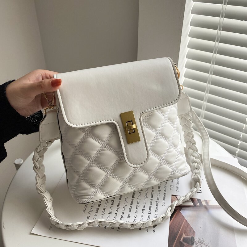 

Quilted Bucket Bag, White
