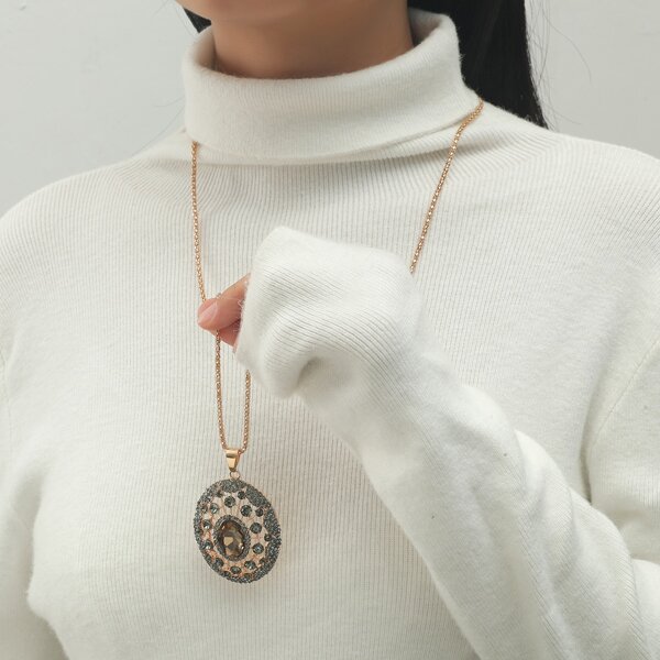 

Rhinestone Pendant Necklace, Gold