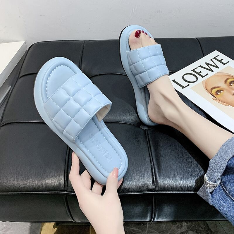

Quilted Band Slide Sandals, Baby blue