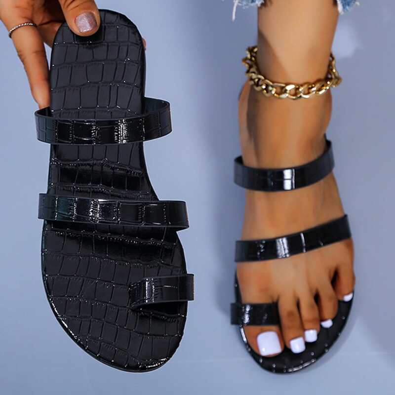 

Croc Embossed Toe Ring Slide Sandals, Black