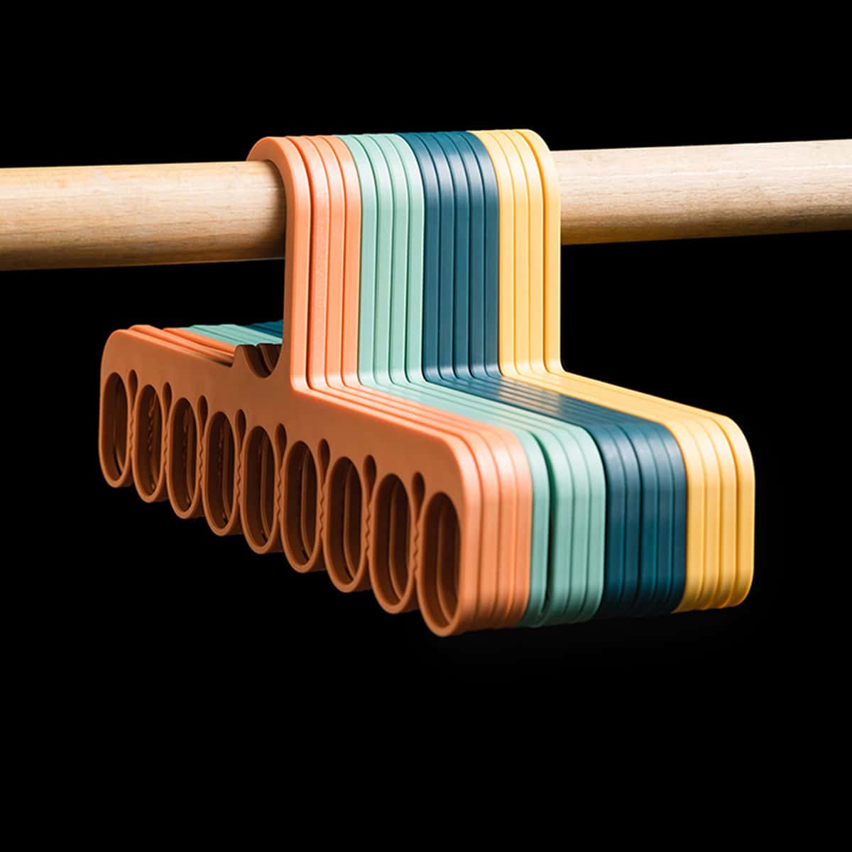 

1pc Random Multi-grid Clothes Hanger, Multicolor